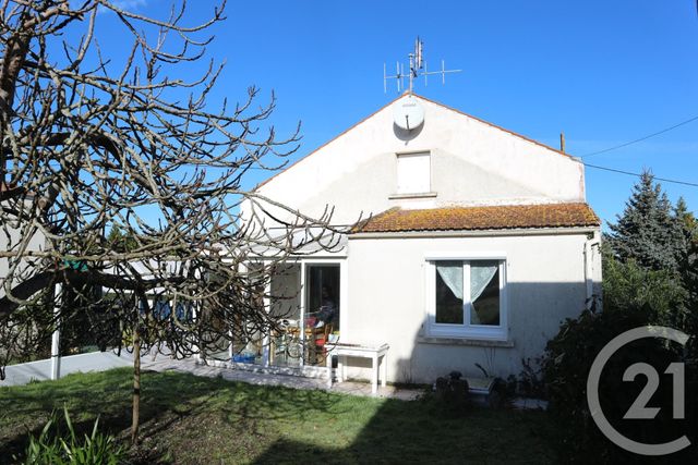 maison à vendre - 6 pièces - 110.3 m2 - FOURAS - 17 - POITOU-CHARENTES - Century 21 Aunis Immo